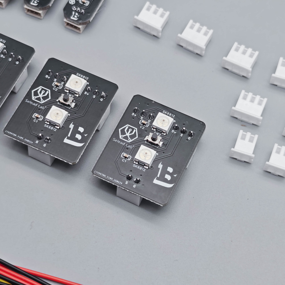 Seleadlab QuattroBox V2 アップグレー - Neopixel のレビューと価格